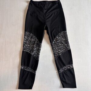 Nanette Lepore Leggings Women’s Large Black & White Lace Print